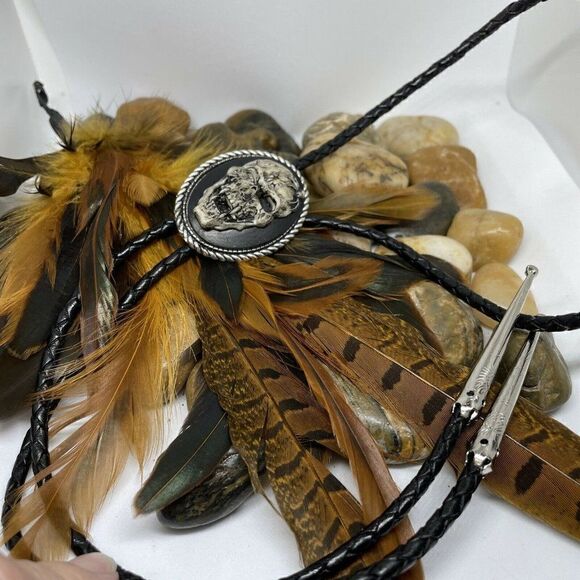 CHRISTMAS Spider Skull Cameo Pendant Bolo Necklace Lariat Tie Gothic Rockabilly - Picture 3 of 12